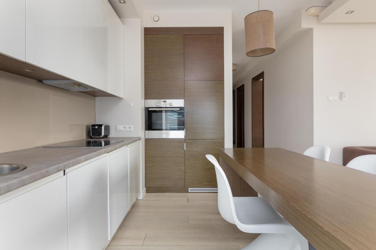 Grzybowska Platinum Apartment Tower A วอร์ซอ ภายนอก รูปภาพ